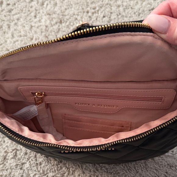 Poppy & Peonies Black Quilted Crossbody Bag - Picture 4 of 4